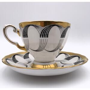 Tuscan Bone China Teacup & Saucer - Black Scallop & Gold Trim - England - VTG